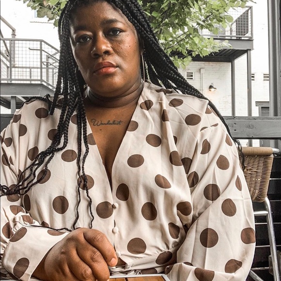 Crop top - Picture 2 of 2